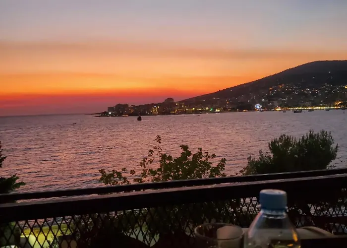 Wander Luxe Lägenhet Tirana